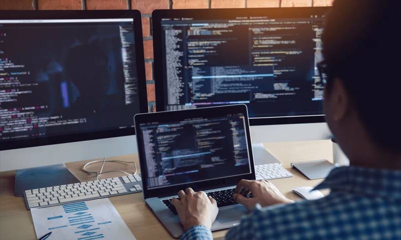 数据科学选型:R与Python如何赋能岚皋县网站建设?